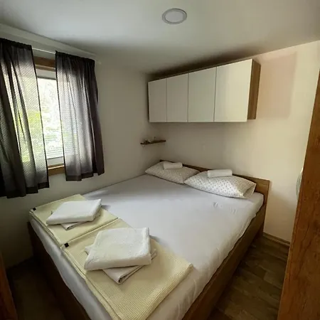 Lily A Hébergement de vacances *